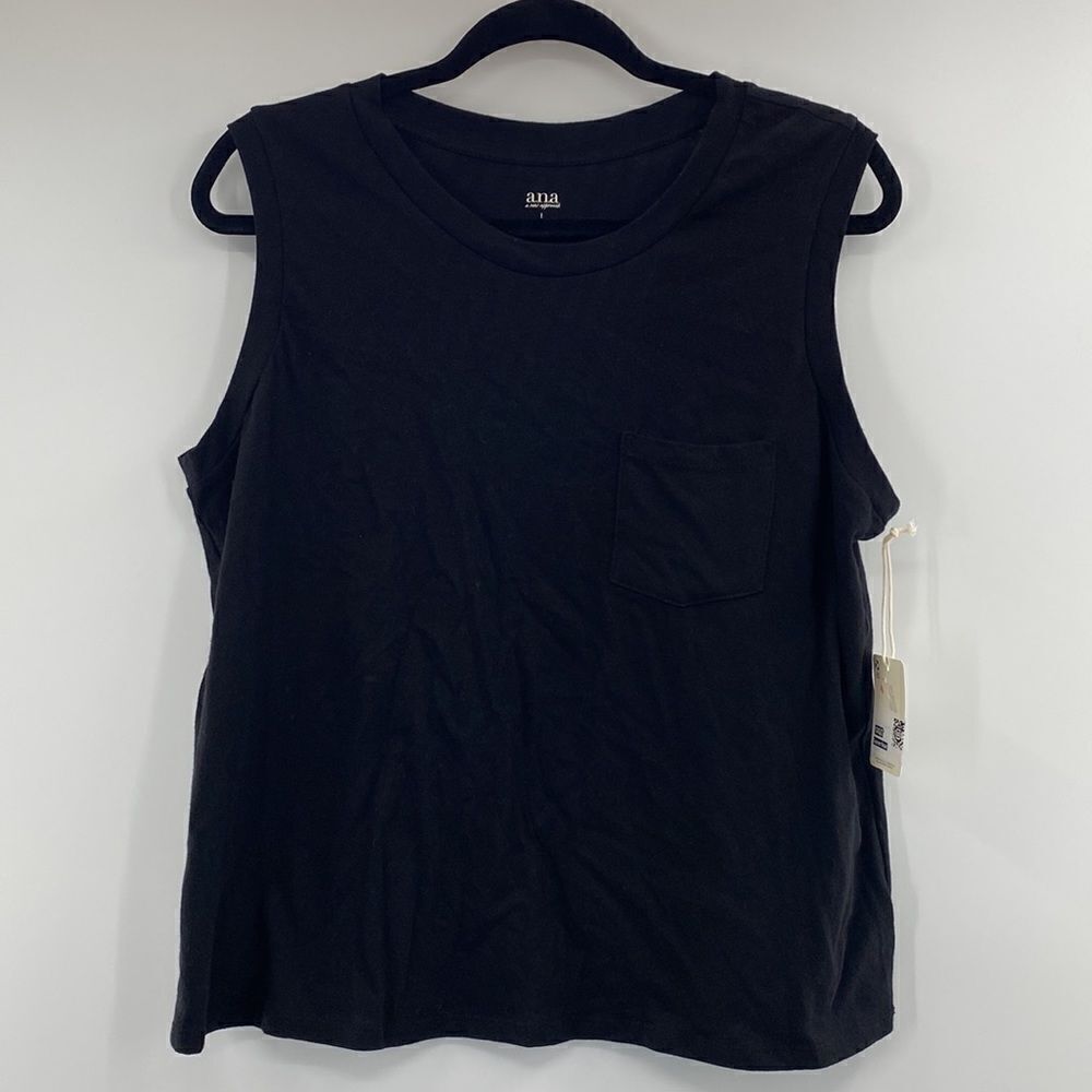 3For$20 a.n.a Black shirt sleeve top size Large